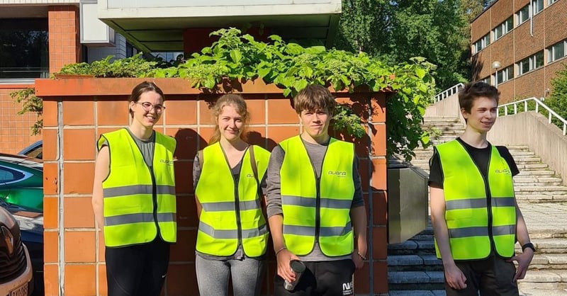 Tania viihtyi kesätöissä Avaralla