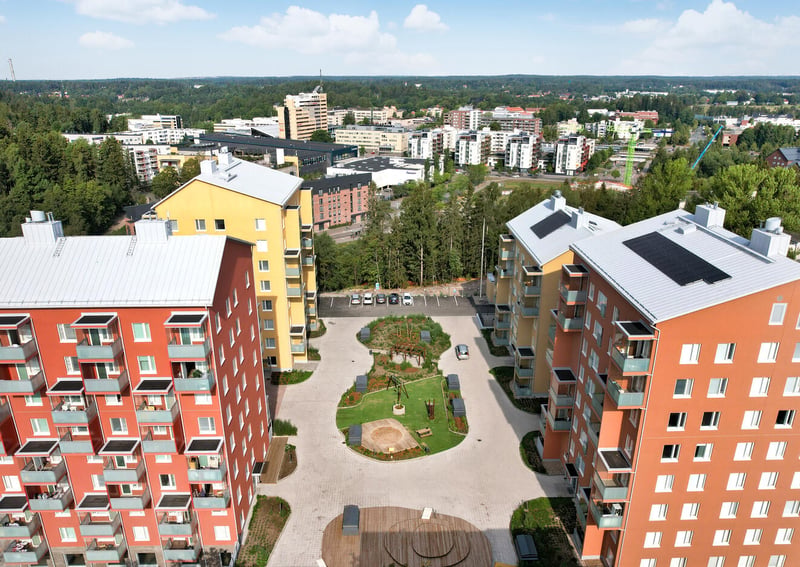 Kirstinmäki block receives the Hurraa! award for construction