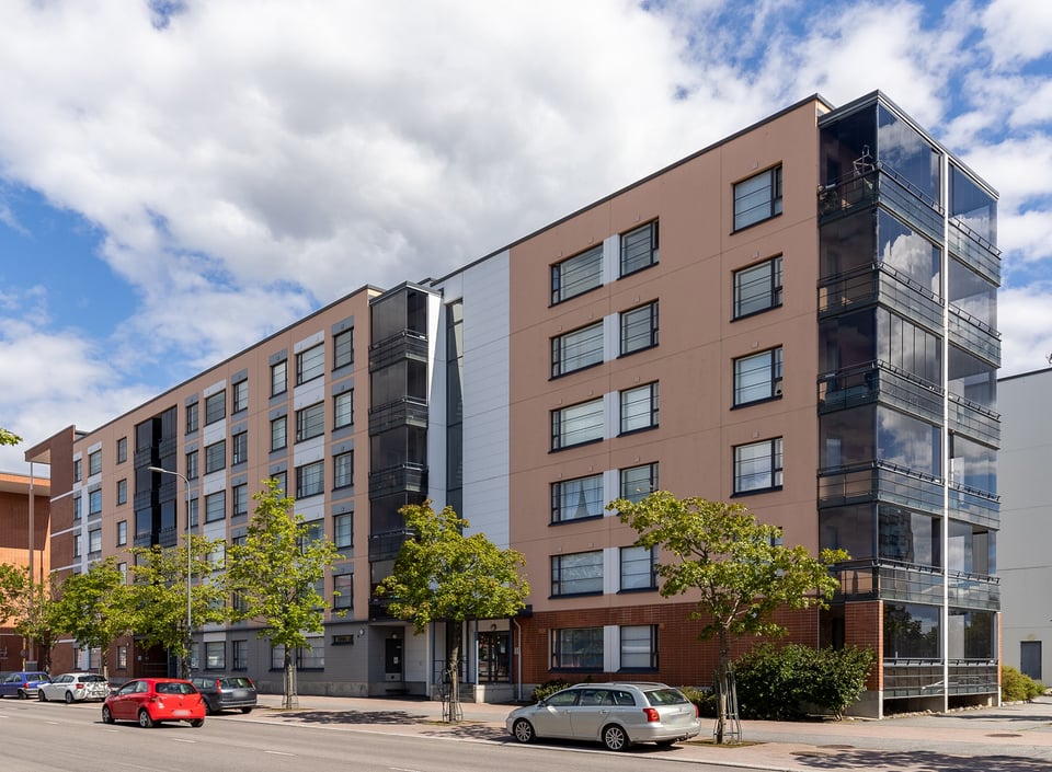 Starwood Capital and Avara sell a portfolio of 2,200 apartments in Finland to Orange Capital Partners